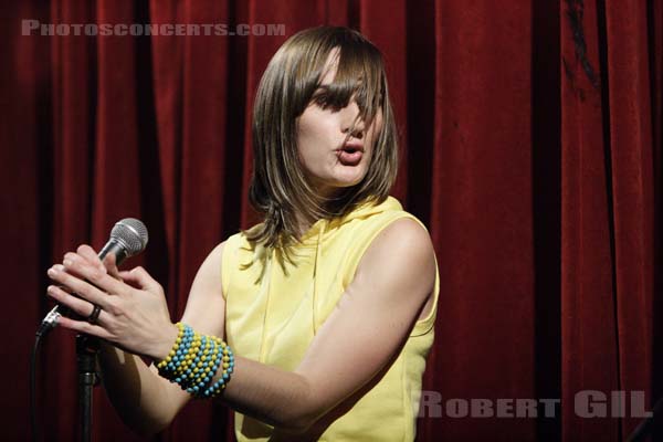 YELLE - 2006-11-11 - PARIS - La Cigale - 